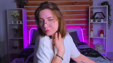 Tara online show from September 17, 2:13 am