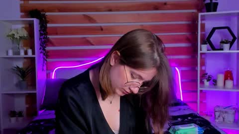 Tara online show from October 1, 1:33 am