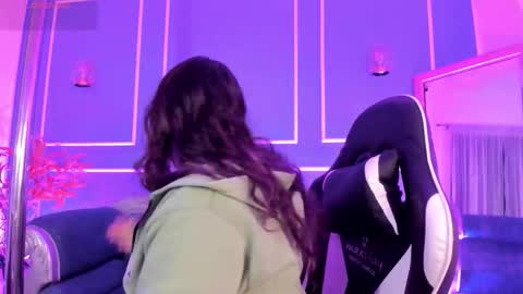 Tara online show from November 23, 2:22 am