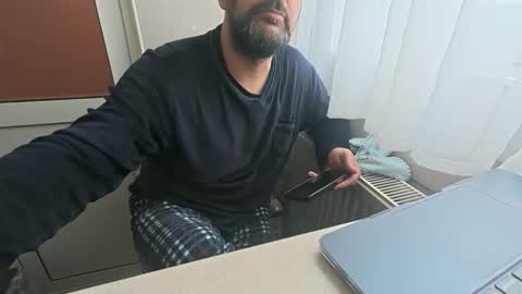 tarkan198 online show from February 2, 7:51 am