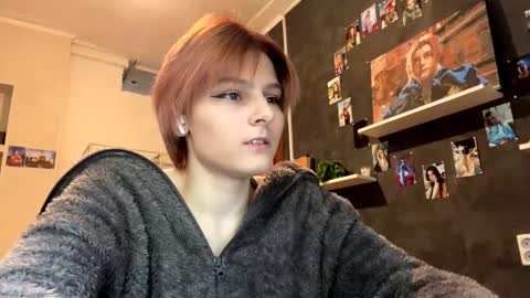 Snapshot of tarshagastley chatting on March 2, 2:13 pm Sonya online show from March 2, 2:13 pm