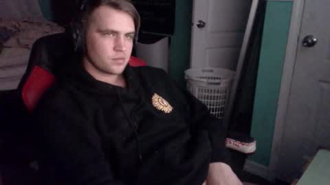 Snapshot of tarus333 chatting on October 22, 5:52 am tarus333 online show from October 22, 5:52 am