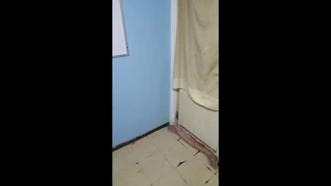 Snapshot of tarzan_07 chatting on April 11, 8:51 am tarzan_07 online show from April 11, 8:51 am