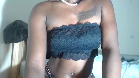 Tash online show from October 17, 3:36 pm