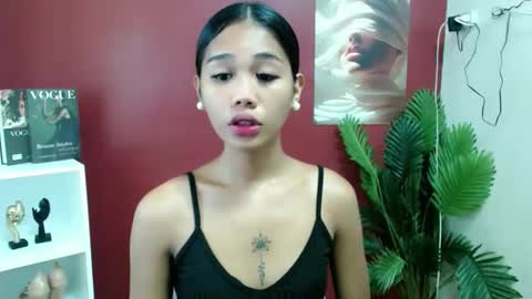 Snapshot of tashaa_09 chatting on February 27, 1:11 pm call me tashaa online show from February 27, 1:11 pm