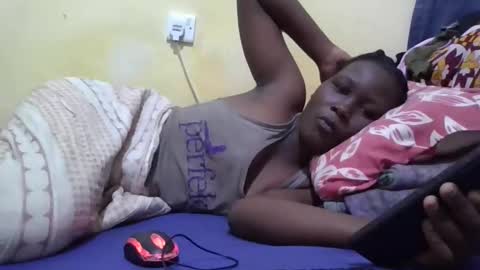 tashacute20 online show from April 29, 5:52 pm