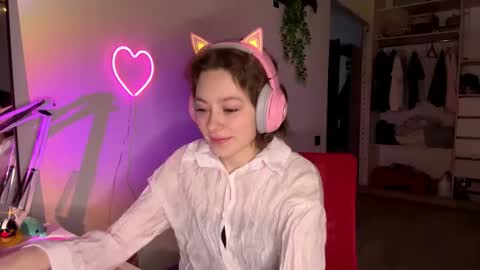 Snapshot of tashajovich chatting on February 15, 10:06 pm Darlin online show from February 15, 10:06 pm