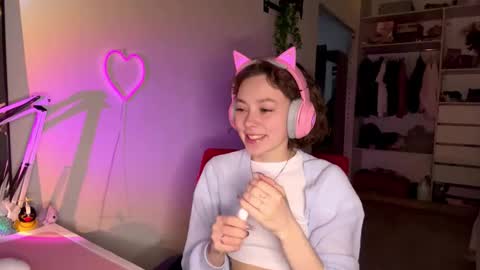 Snapshot of tashajovich chatting on February 22, 10:08 pm Darlin online show from February 22, 10:08 pm