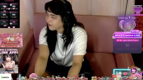 Snapshot of tashakai chatting on June 30, 3:24 pm TashaKai online show from June 30, 3:24 pm