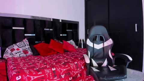 tashasant online show from October 26, 8:26 pm