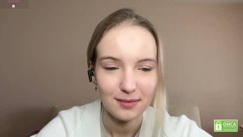 Snapshot of tashinapetitto chatting on February 22, 7:51 am Your Ressie online show from February 22, 7:51 am