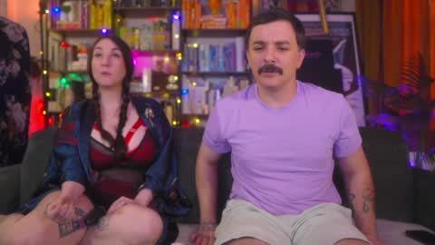 Snapshot of task_manager chatting on October 31, 5:36 pm Vivian Clark online show from October 31, 5:36 pm