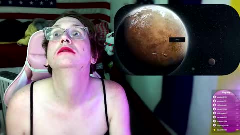 Snapshot of tasteflavored_femboy chatting on November 9, 6:44 am Taste online show from November 9, 6:44 am