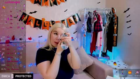 Ann online show from November 2, 1:52 am