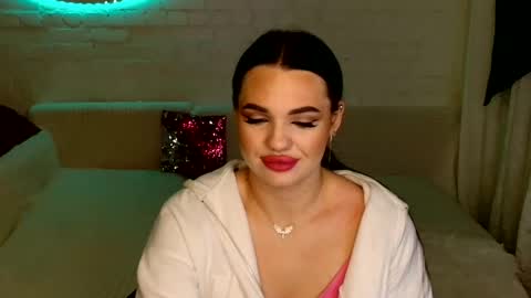 Snapshot of tasty_babyy chatting on December 9, 9:37 pm tasty_babyy online show from December 9, 9:37 pm