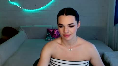 Snapshot of tasty_babyy chatting on May 21, 1:18 pm tasty_babyy online show from May 21, 1:18 pm