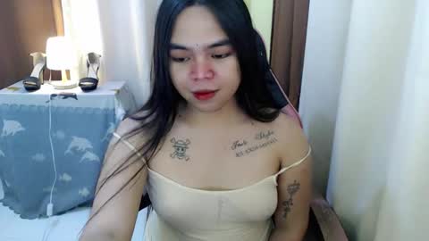 Snapshot of tastycake_sandra chatting on October 24, 6:15 pm Sandra online show from October 24, 6:15 pm