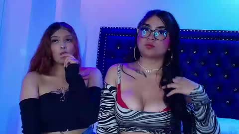 tata_and_michi online show from February 11, 4:22 am