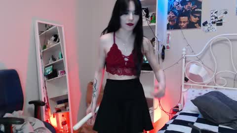 Snapshot of tata_goth chatting on February 15, 3:06 pm Tata online show from February 15, 3:06 pm