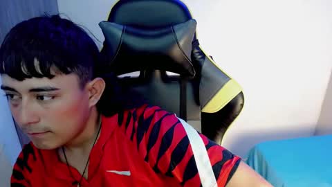 T A T A N online show from November 17, 8:14 pm