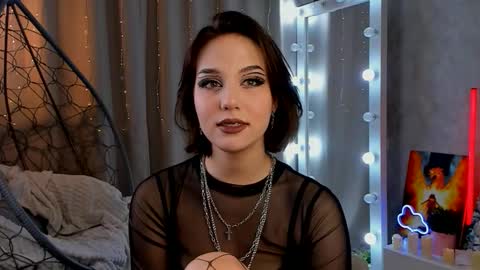 Tate online show from November 14, 7:12 pm