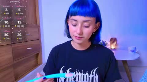 Snapshot of tati_cardenas chatting on March 20, 5:45 am AME online show from March 20, 5:45 am