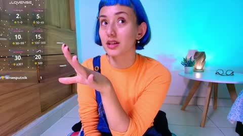 Snapshot of tati_cardenas chatting on April 10, 5:01 am AME online show from April 10, 5:01 am