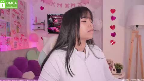 Snapshot of tati_reyes chatting on February 10, 12:20 pm Tatiana --- Schedule Monday to Sundays 800 to 200 UTC-5 online show from February 10, 12:20 pm