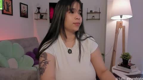 Snapshot of tati_reyes chatting on March 4, 12:22 pm Tatiana --- Schedule Monday to Sundays 800 to 200 UTC-5 online show from March 4, 12:22 pm