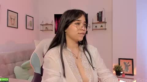 Snapshot of tati_reyes chatting on April 21, 12:11 pm Tatiana --- Schedule Monday to Sundays 800 to 200 UTC-5 online show from April 21, 12:11 pm