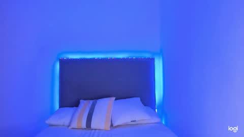 Snapshot of tatiana_2000 chatting on December 4, 2:09 am Tatiana online show from December 4, 2:09 am