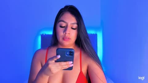 Snapshot of tatiana_2000 chatting on December 12, 12:16 am Tatiana online show from December 12, 12:16 am