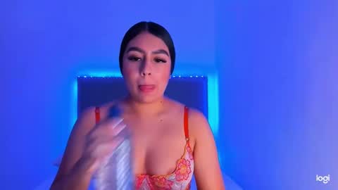 Snapshot of tatiana_2000 chatting on December 31, 5:40 pm Tatiana online show from December 31, 5:40 pm