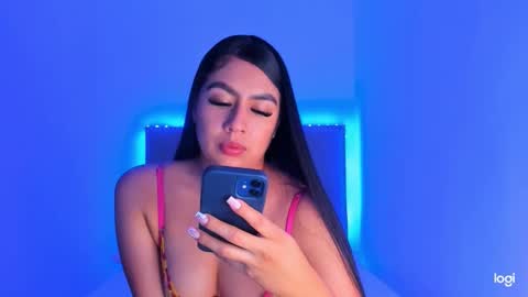 Snapshot of tatiana_2000 chatting on January 28, 12:47 am Tatiana online show from January 28, 12:47 am