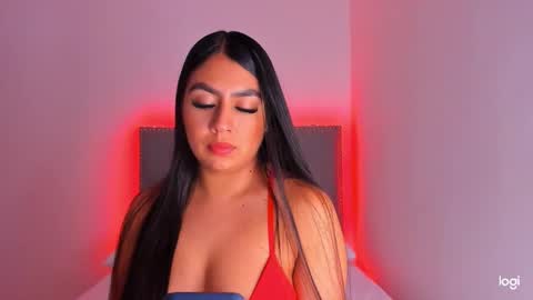 Snapshot of tatiana_2000 chatting on January 28, 10:23 pm Tatiana online show from January 28, 10:23 pm