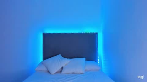 Snapshot of tatiana_2000 chatting on February 26, 1:21 am Tatiana online show from February 26, 1:21 am