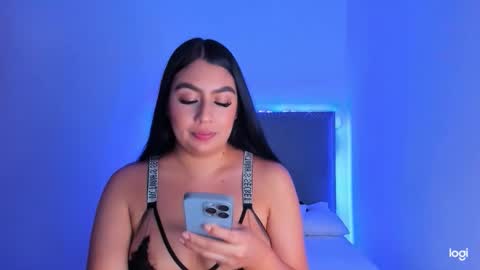 Snapshot of tatiana_2000 chatting on December 1, 1:32 am Tatiana online show from December 1, 1:32 am