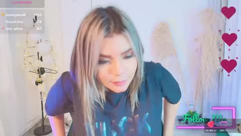 Snapshot of tatiana_ruiiz chatting on February 18, 6:59 am Tatiana online show from February 18, 6:59 am