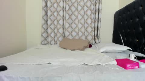 Snapshot of tatiana_storm chatting on March 8, 7:17 pm tatiana_storm online show from March 8, 7:17 pm