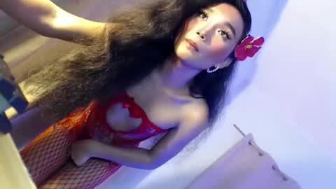 Snapshot of tatiana_wilton chatting on May 7, 9:36 am ANDREA online show from May 7, 9:36 am