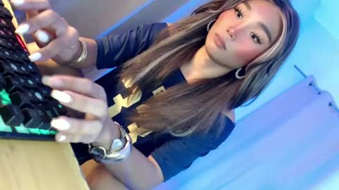 Snapshot of tatiana_wilton chatting on July 16, 2:45 pm ANDREA online show from July 16, 2:45 pm