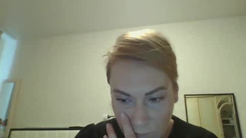 tatiana_xi online show from September 24, 8:28 am