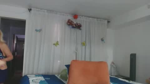 tatiana giraldo online show from January 7, 10:56 pm