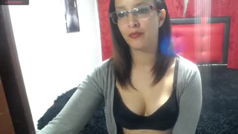 Snapshot of tatianamaturee chatting on December 12, 12:16 am tatiana online show from December 12, 12:16 am