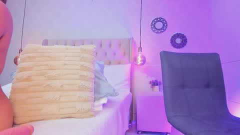 TATI online show from January 10, 11:23 am