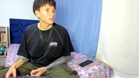 Snapshot of tatiiana_n_damiian chatting on November 16, 10:37 pm Tatiiana n Damiian online show from November 16, 10:37 pm