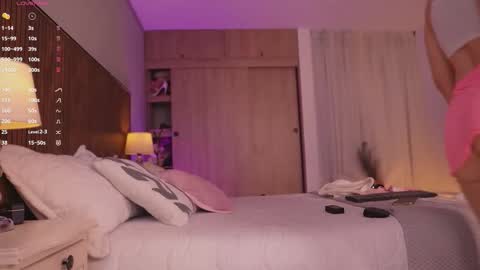 Snapshot of tatikiss_ chatting on February 27, 11:32 am Tatiana independent girl online show from February 27, 11:32 am