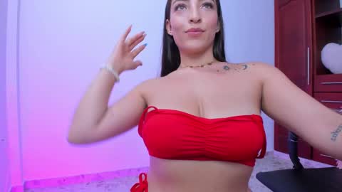 Snapshot of tatis_lopez_ chatting on February 12, 11:30 pm Tatiana Lopez online show from February 12, 11:30 pm