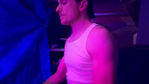 Snapshot of tatonkaboy chatting on January 18, 8:18 am tatonkaboy online show from January 18, 8:18 am