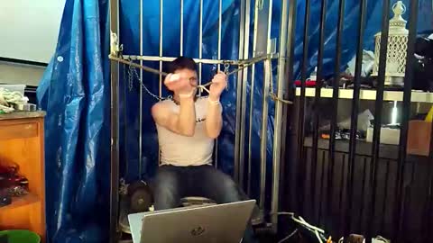 Snapshot of tatonkaboy chatting on February 13, 9:44 pm tatonkaboy online show from February 13, 9:44 pm